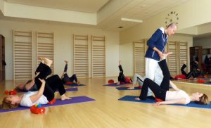 lezione di ginnastica posturale con il metodo antiginnastica